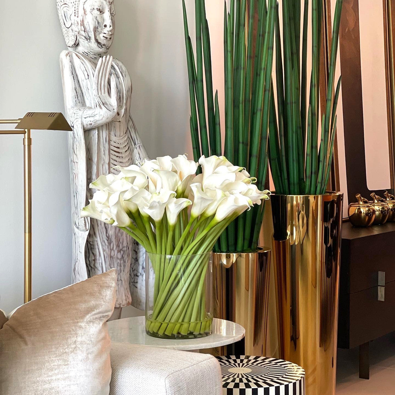 Calla Lilies in Glass Cylinder 10″